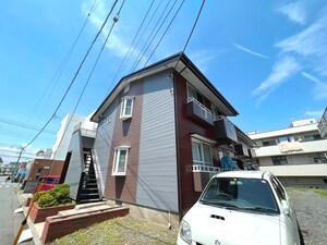 パ－ルハイツ芳乃外観写真