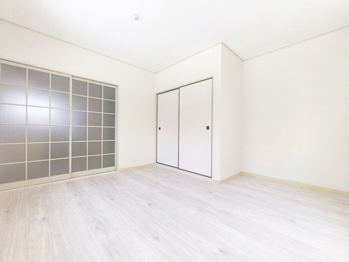 物件内観写真10　(居室)