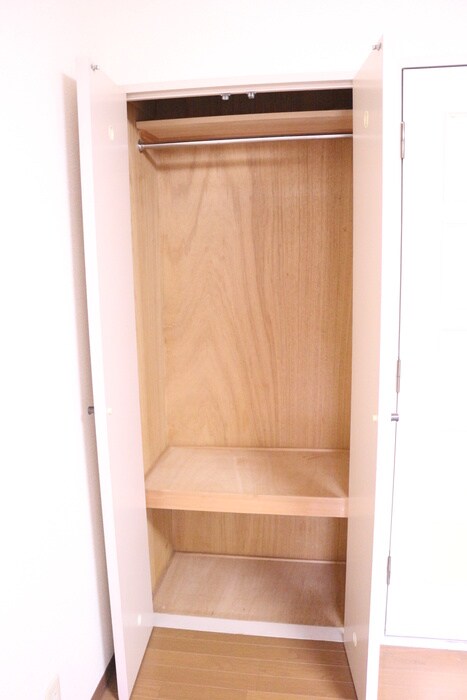 物件内観写真10　(収納)