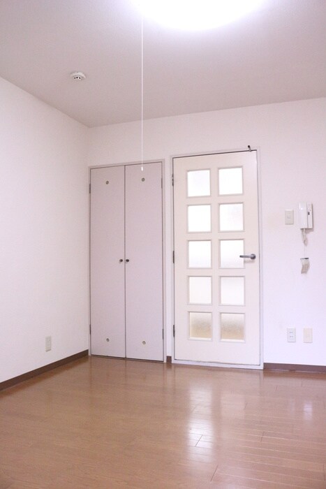 物件内観写真11　(居室)