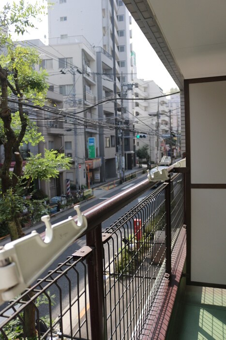 物件内観写真14　(室内からの展望)