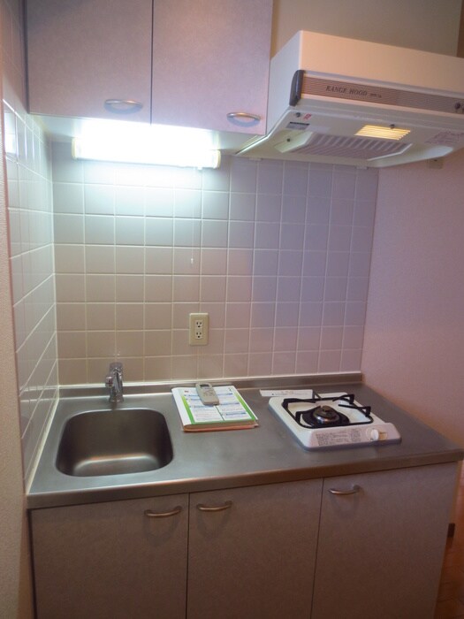 アルテ－ヌ新横浜のキッチン