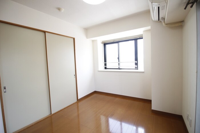 物件内観写真11　(居室)