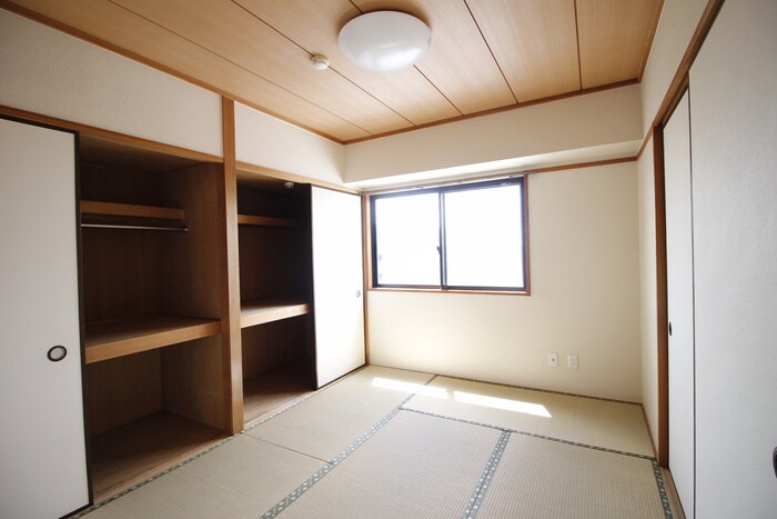 物件内観写真12　(居室)