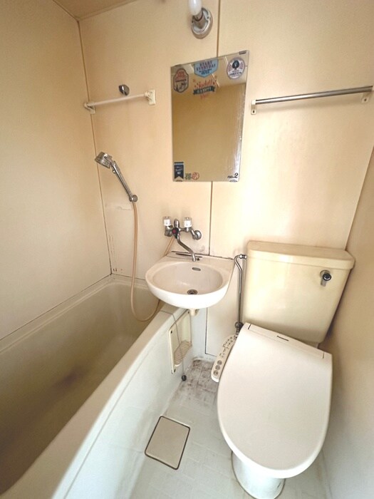 物件内観写真12　(トイレ)