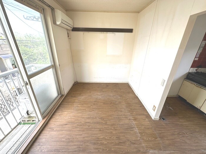 物件内観写真21　(居室)