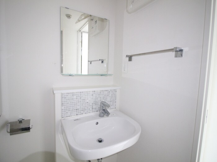 物件内観写真11　(洗面)