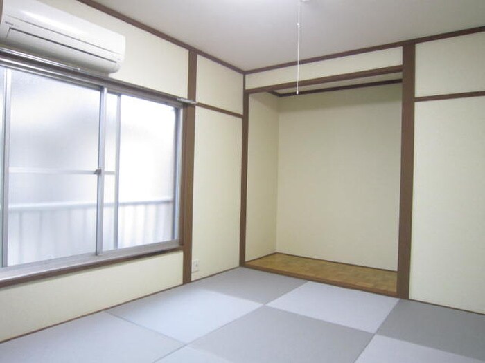 物件内観写真10　(居室)