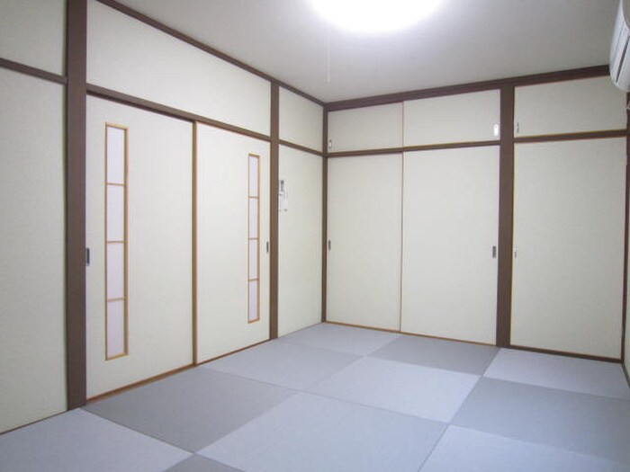 物件内観写真13　(居室)