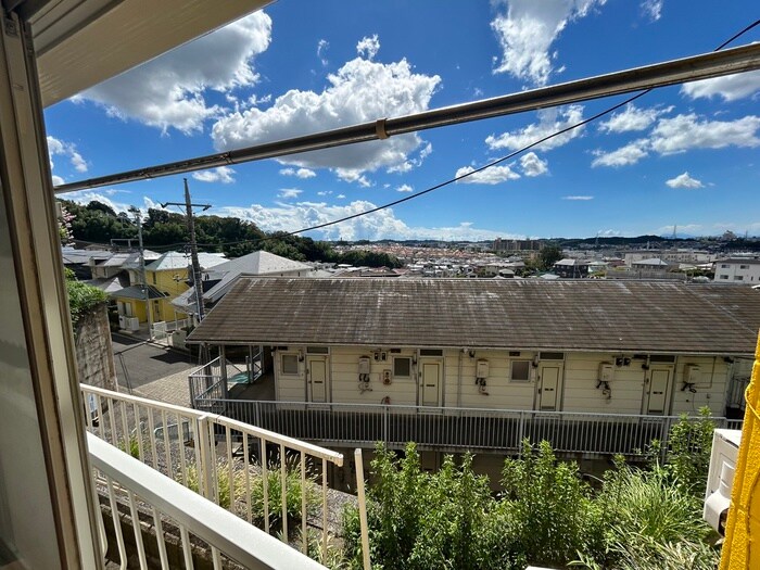 物件内観写真20　(室内からの展望)