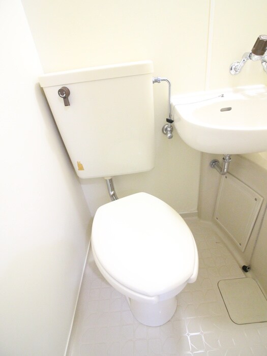 物件内観写真13　(トイレ)