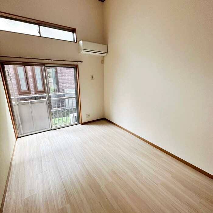 物件内観写真21　(居室)