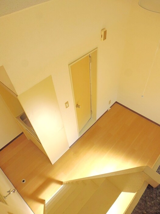 物件内観写真10　(居室)