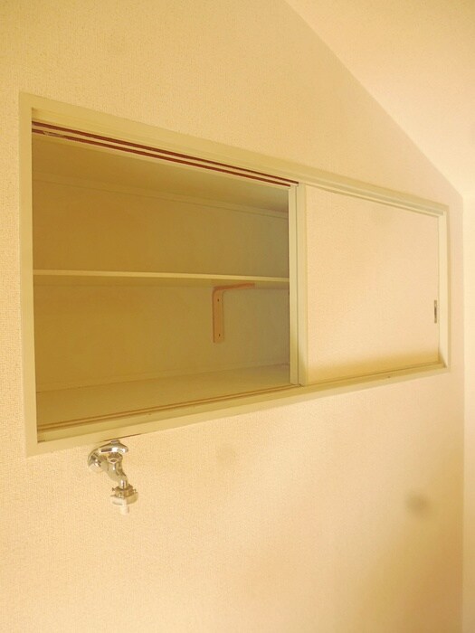 物件内観写真12　(収納)