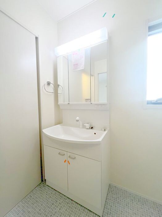 物件内観写真14　(洗面)