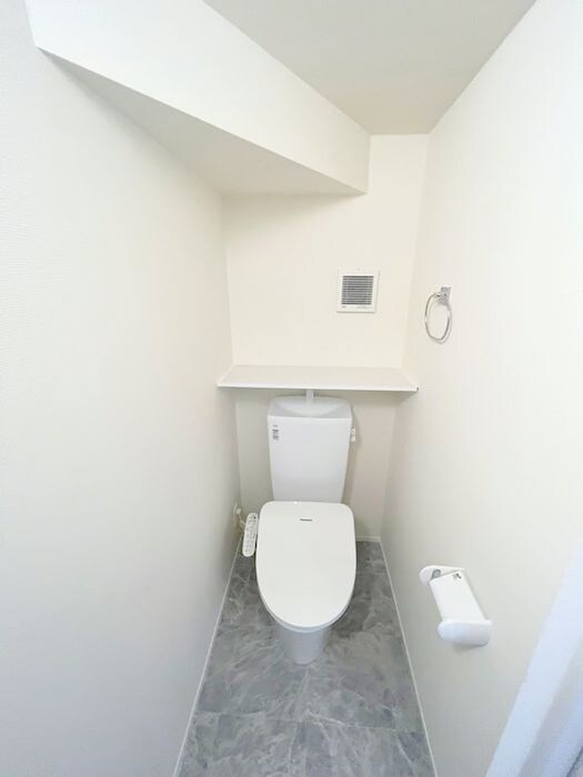 物件内観写真15　(トイレ)