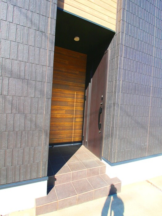 青葉台KASHIYAⅡ　A号棟のエントランス部分