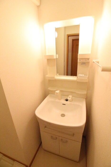 物件内観写真10　(洗面)