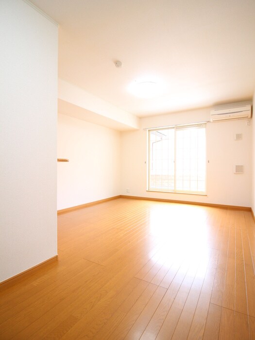 物件内観写真17　(居室)