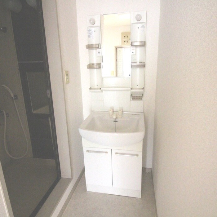 物件内観写真11　(洗面)