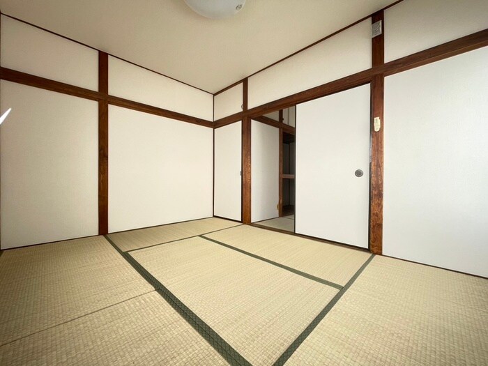 物件内観写真5　(居室)