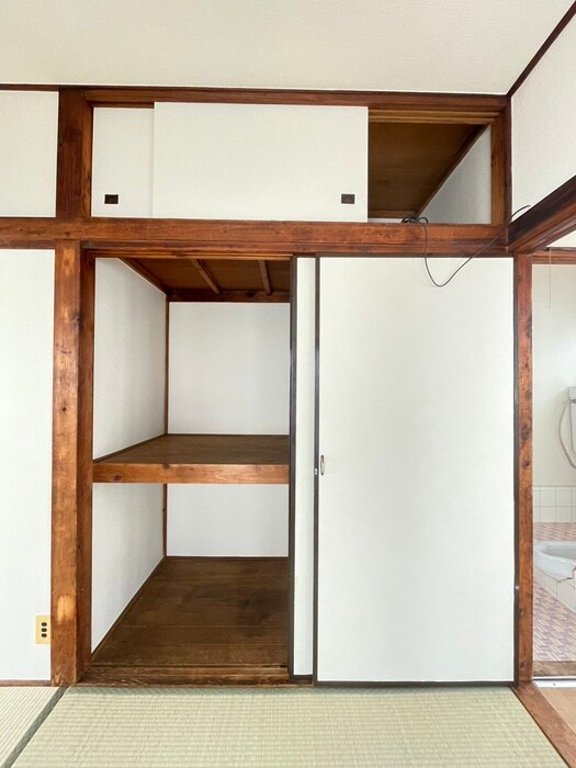 物件内観写真6　(収納)