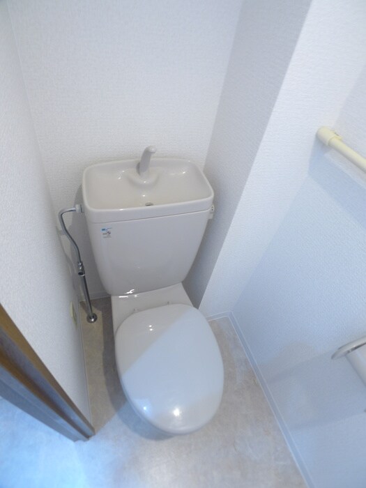 物件内観写真11　(トイレ)