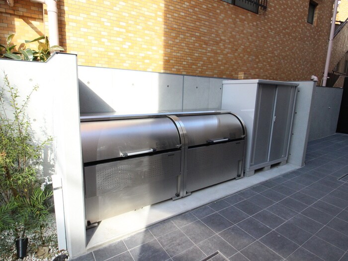 物件外観写真4　(建物設備)