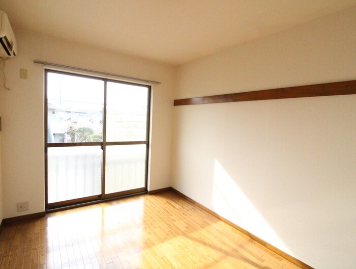 物件内観写真7　(居室)