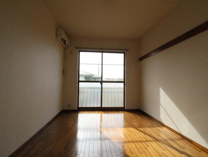 物件内観写真17　(居室)