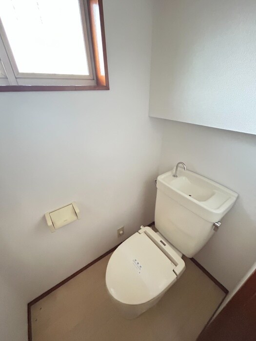 物件内観写真17　(トイレ)