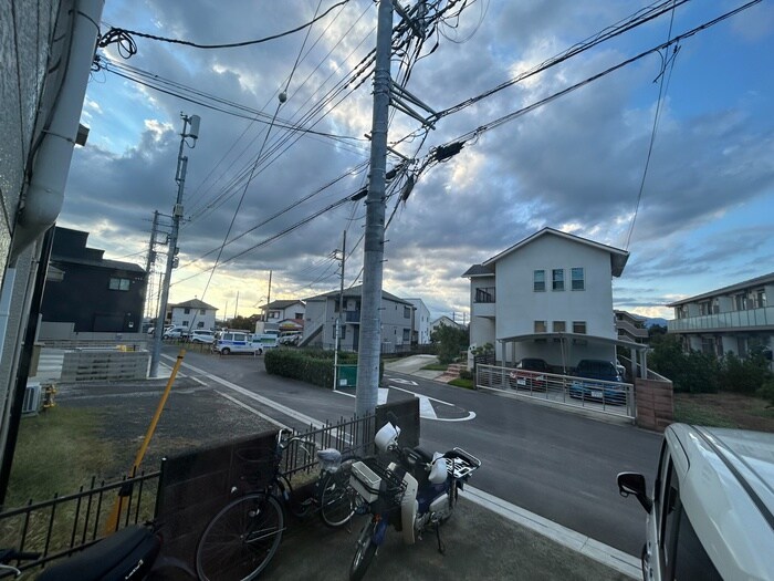 物件内観写真19　(室内からの展望)