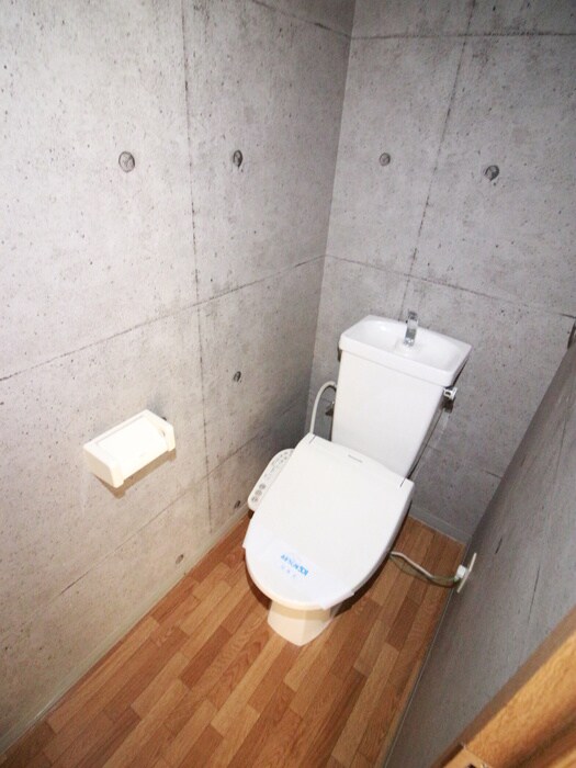 物件内観写真7　(トイレ)