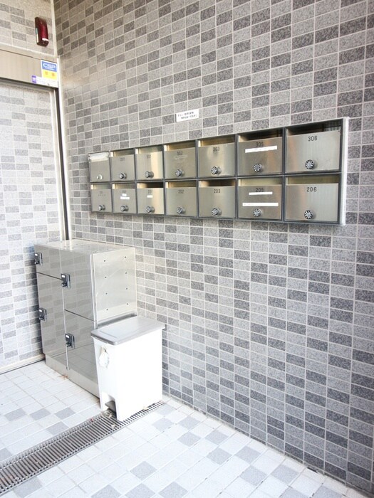 物件外観写真4　(建物設備)