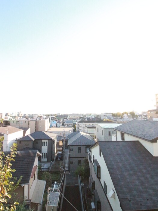 物件内観写真22　(室内からの展望)