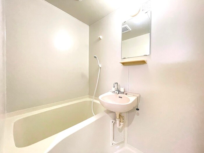 物件内観写真12　(バス／シャワールーム等)