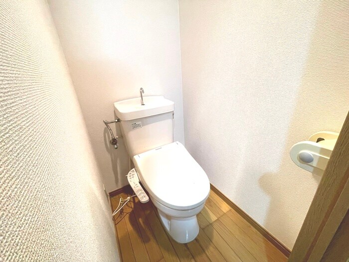 物件内観写真13　(トイレ)