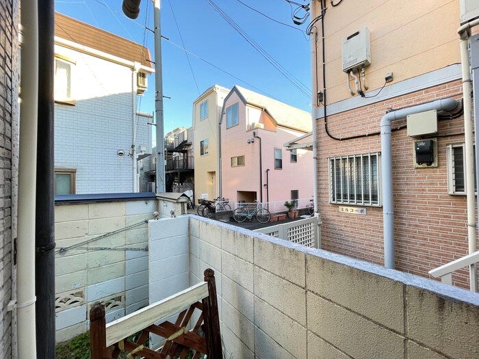 物件内観写真20　(室内からの展望)