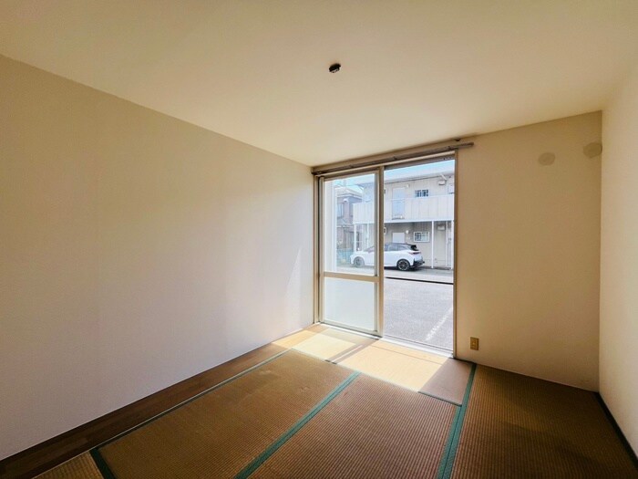 物件内観写真10　(居室)