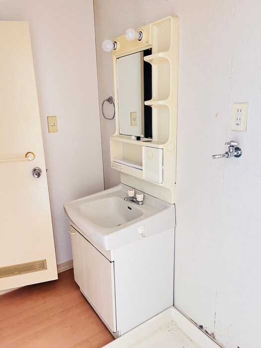 物件内観写真15　(洗面)