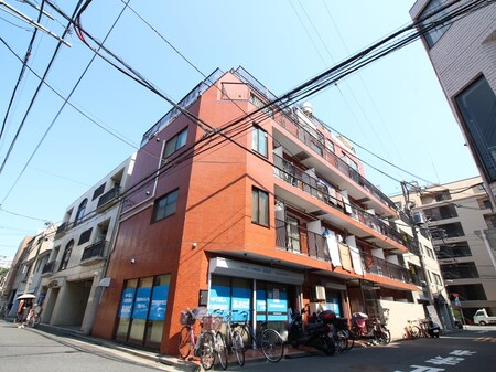 メゾン・シルクロ－ド外観写真