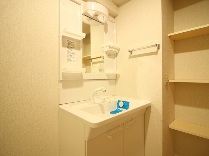 物件内観写真11　(洗面)