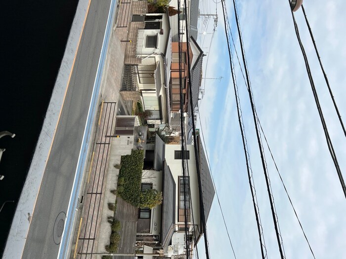 物件内観写真17　(室内からの展望)