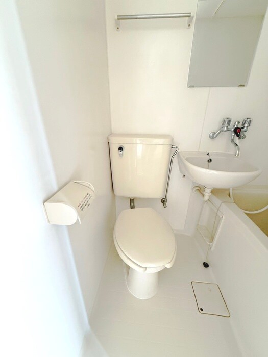 物件内観写真12　(トイレ)