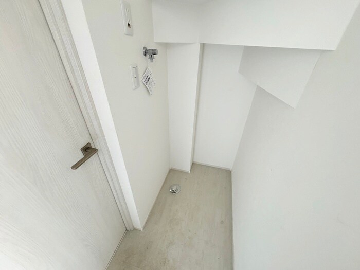 物件内観写真17　(洗濯機置場)