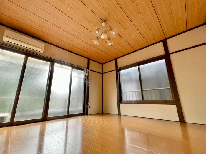 物件内観写真4　(居室)