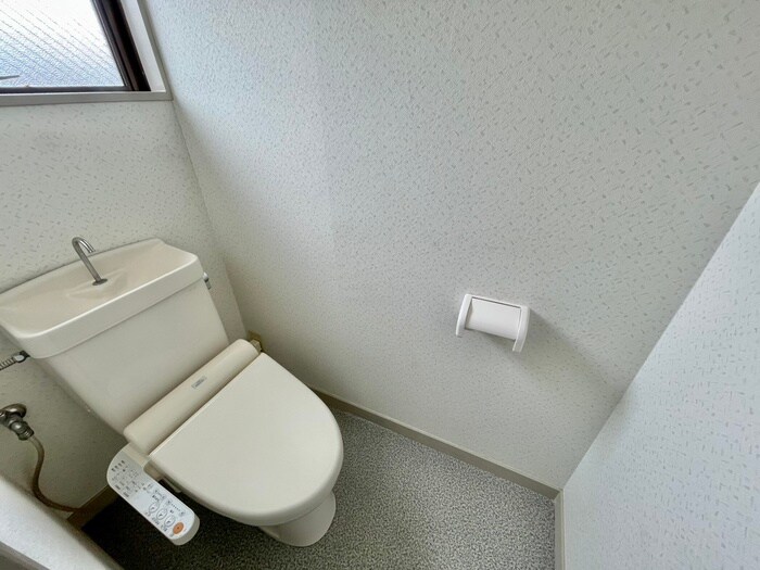 物件内観写真10　(トイレ)