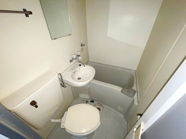 バス／シャワールーム等