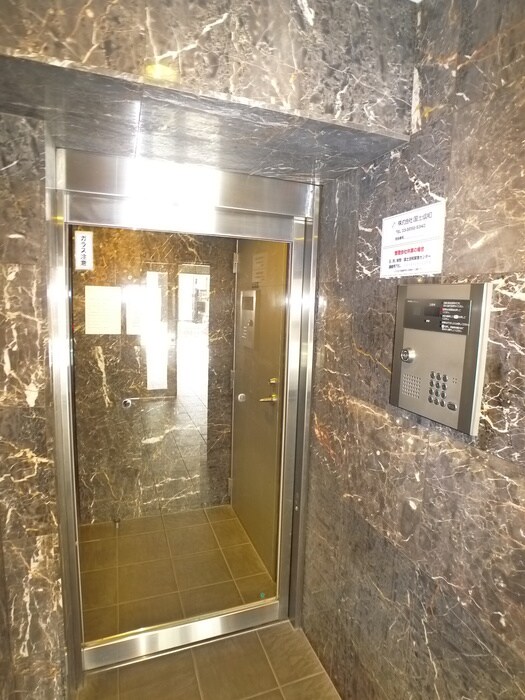 物件外観写真5　(駐輪場)