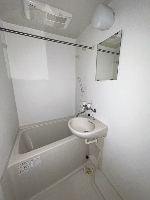 物件内観写真12　(バス／シャワールーム等)